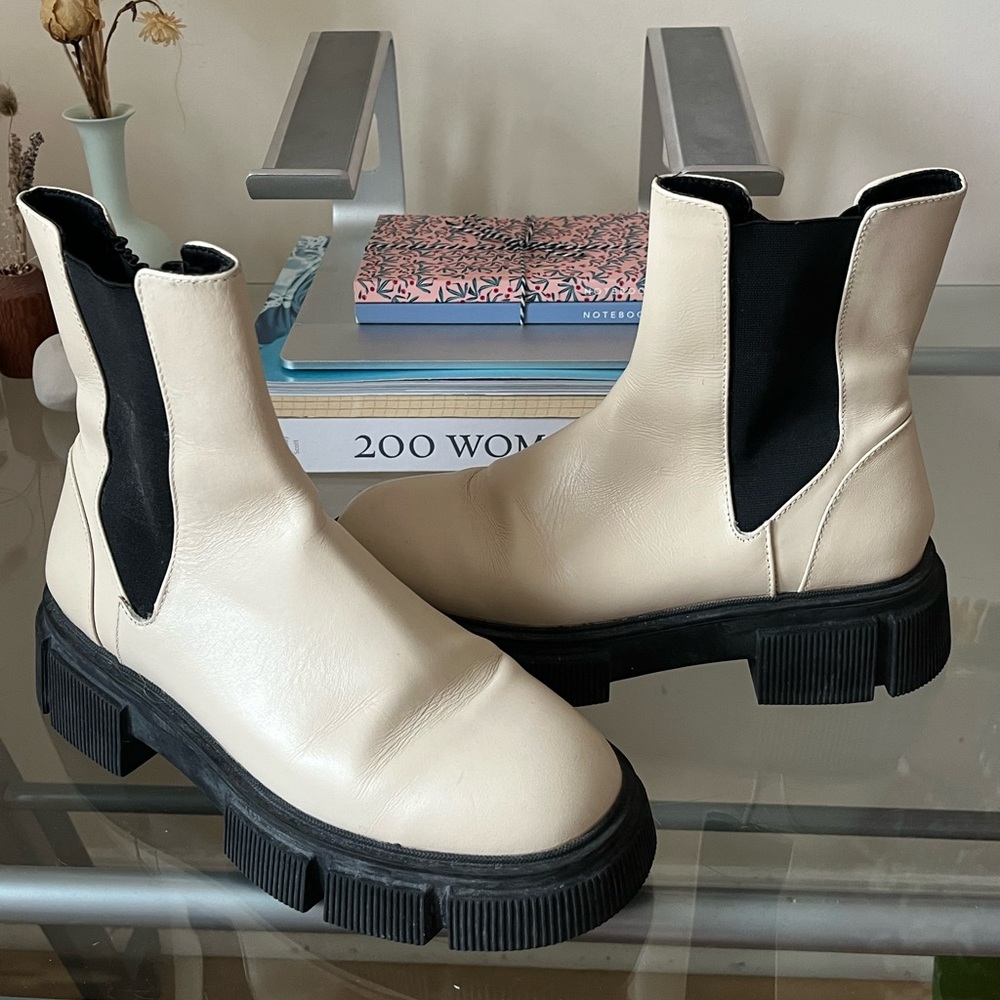 Zara white leather boots
